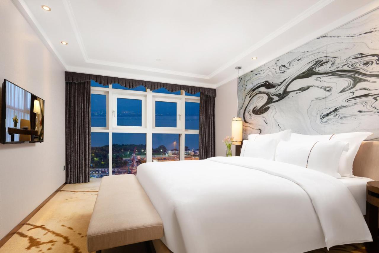 Shenzhen Bay Hisoar Hotel Exterior photo